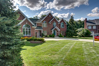 MLS 10 Royal Woods East Amherst, NY.